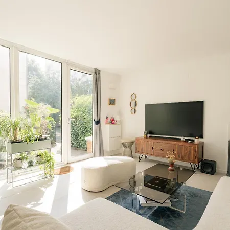Veeve - Buttes Chaumont Maisonnette Prázdninový dům